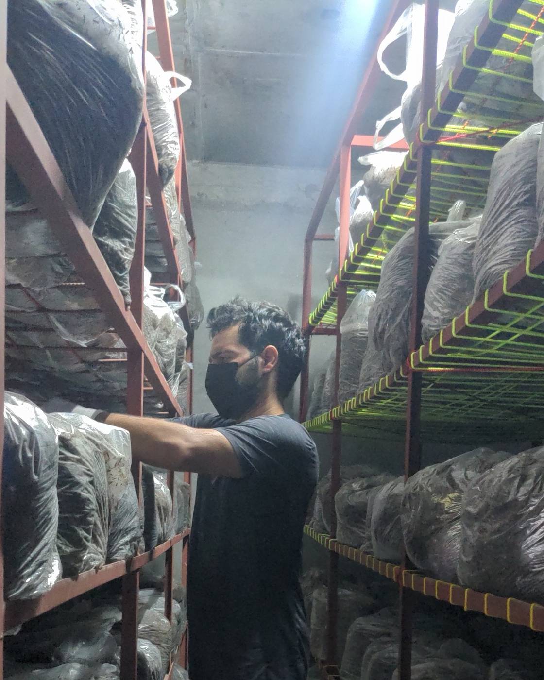 Truck unloading substrate bags